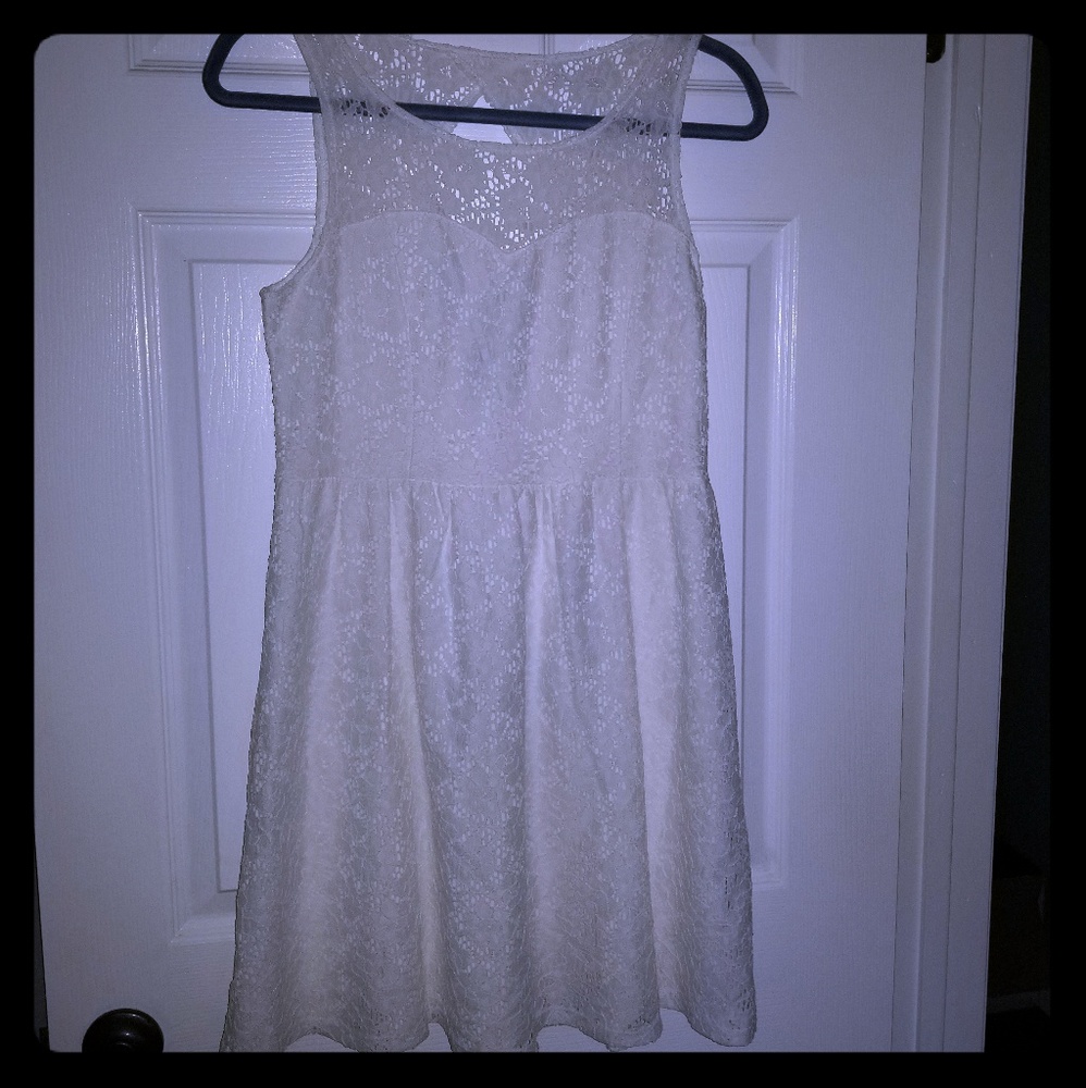 White lace dress
